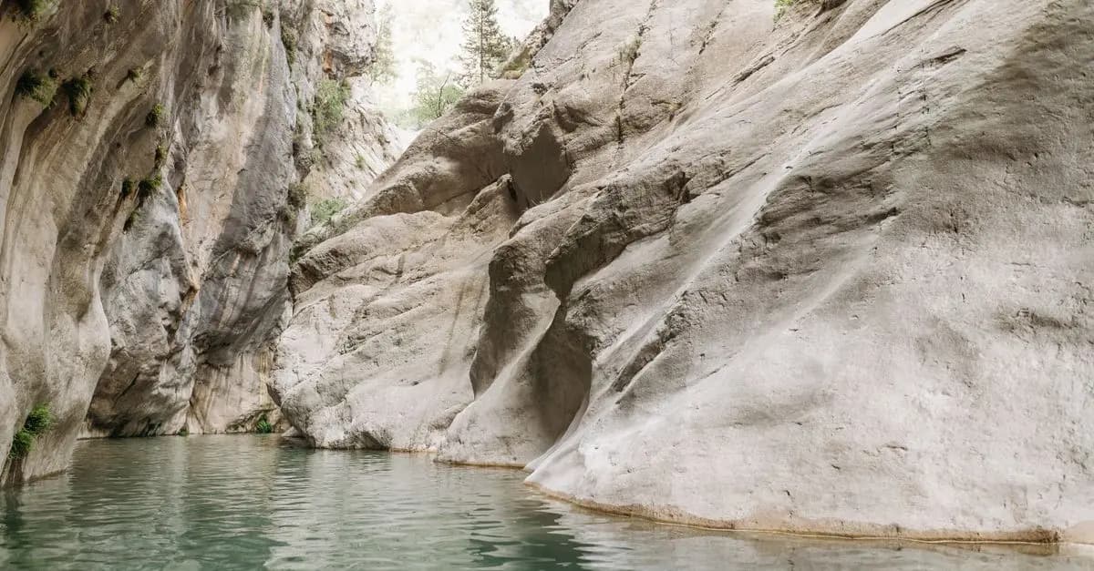 Top 5 des équipements indispensables pour le canyoning adapté PMR