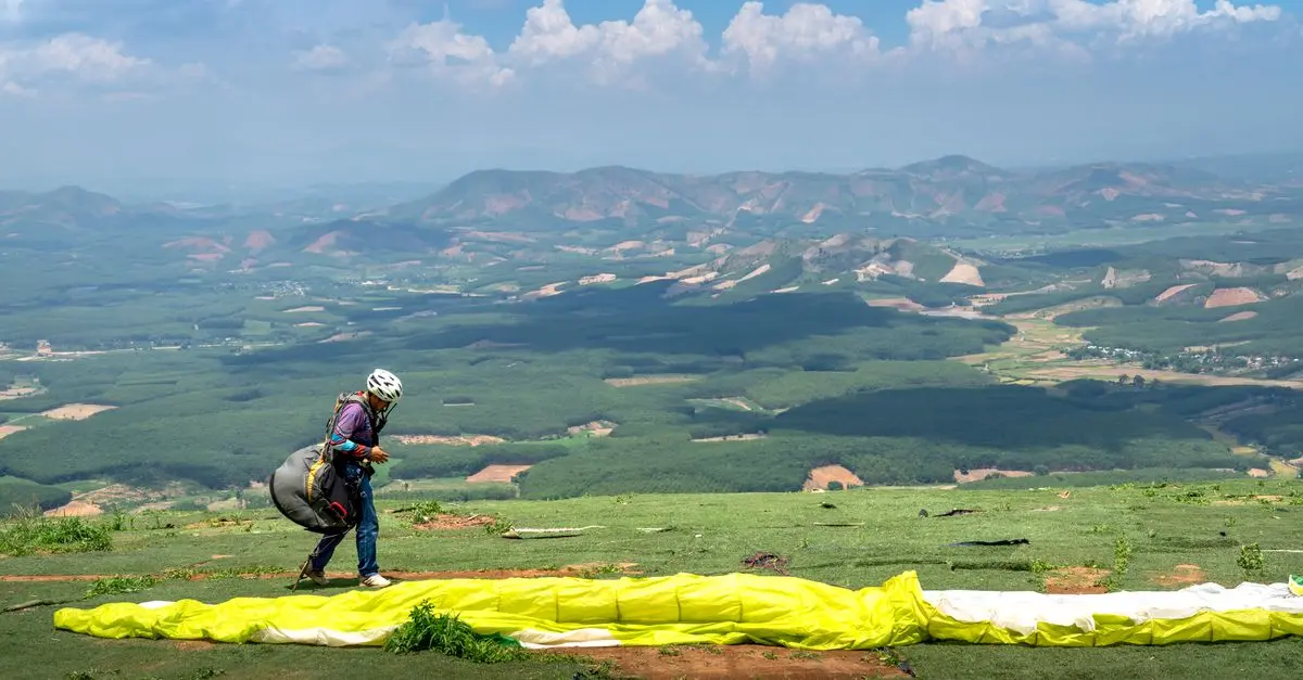 Les meilleures techniques pour pratiquer le parapente adapté