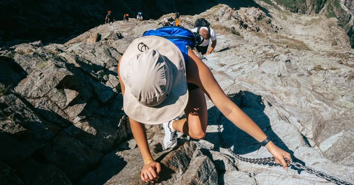 Examiner les ressources locales pour le sport aventure PMR