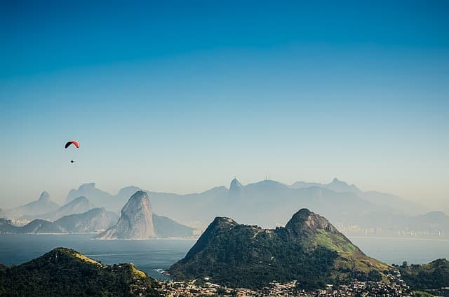 Les défis du parapente adapté pour PMR : surmonter les obstacles